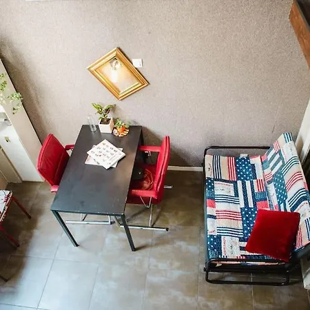 Quartier Belleville 20m2 Avec Mezzanine Parijs