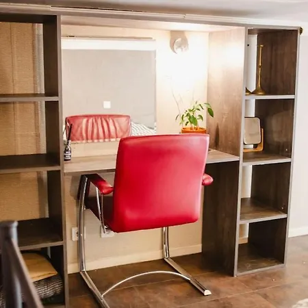 Quartier Belleville 20m2 Avec Mezzanine Appartement